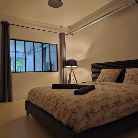 Troglodyte Baths Apartment Saint-Etienne-de-Chigny ภายนอก รูปภาพ