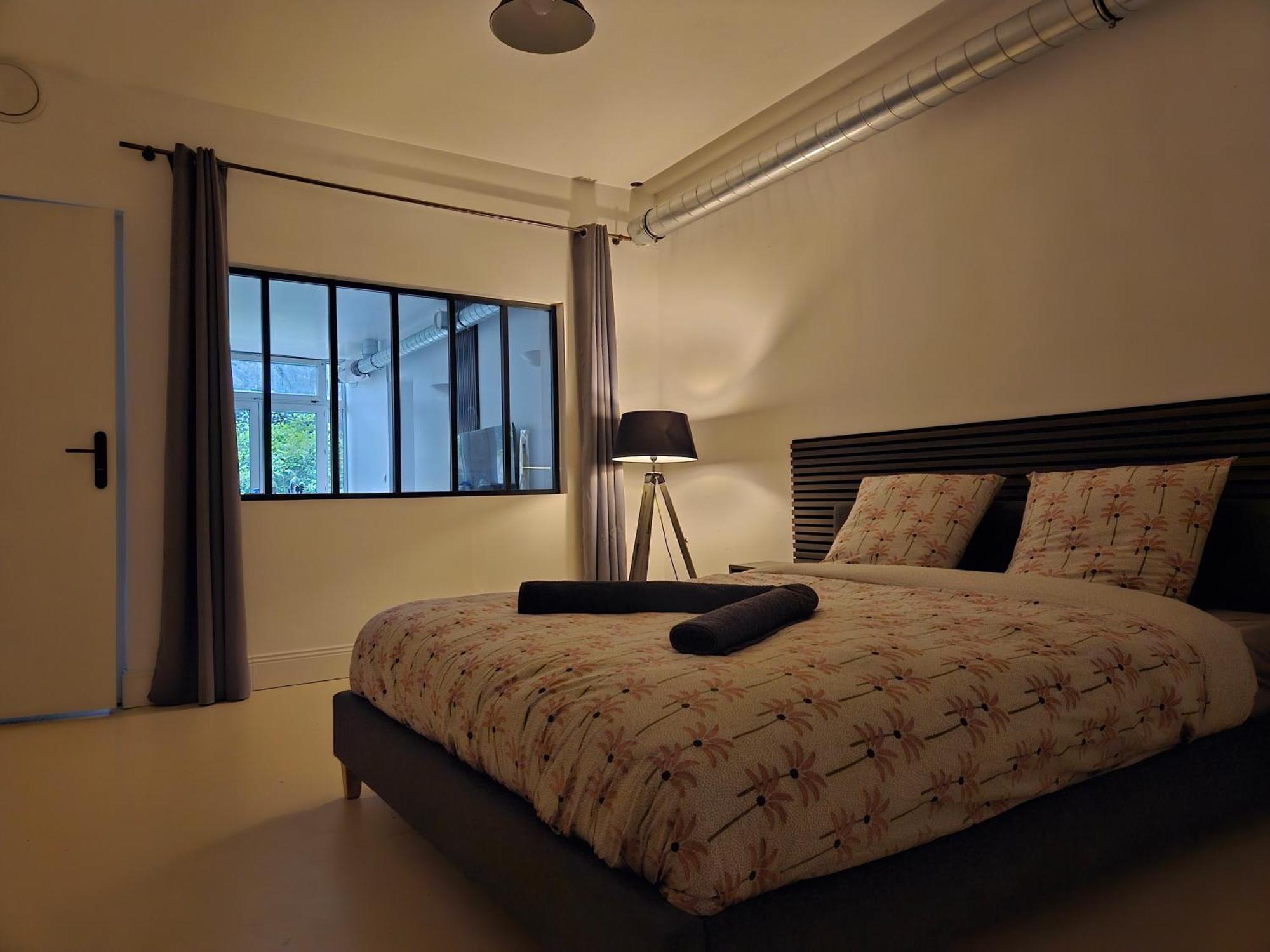Troglodyte Baths Apartment Saint-Etienne-de-Chigny ภายนอก รูปภาพ